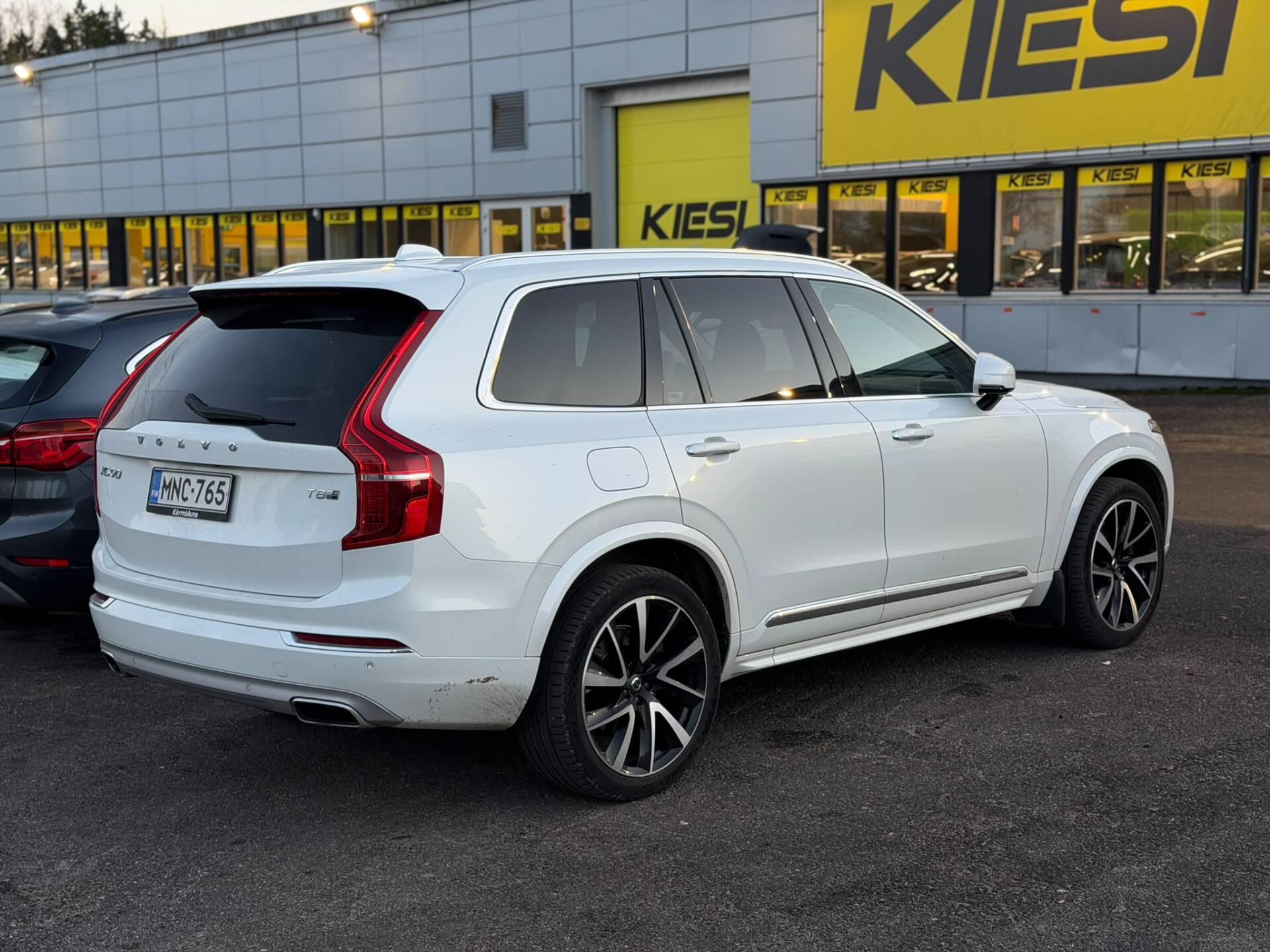 Näytä kaikki kuvat: 2018 Volvo XC90