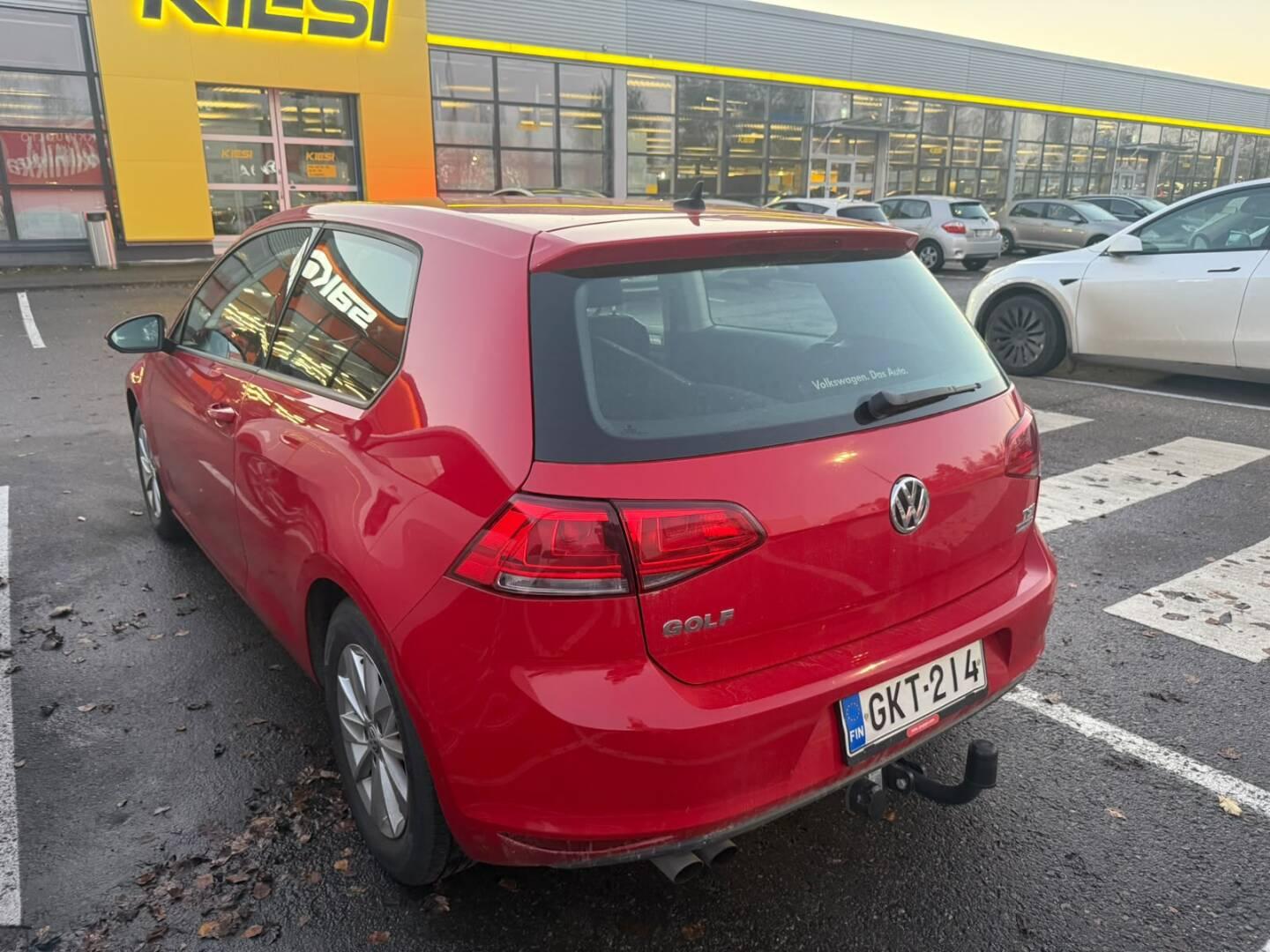 Näytä kaikki kuvat: 2013 Volkswagen Golf