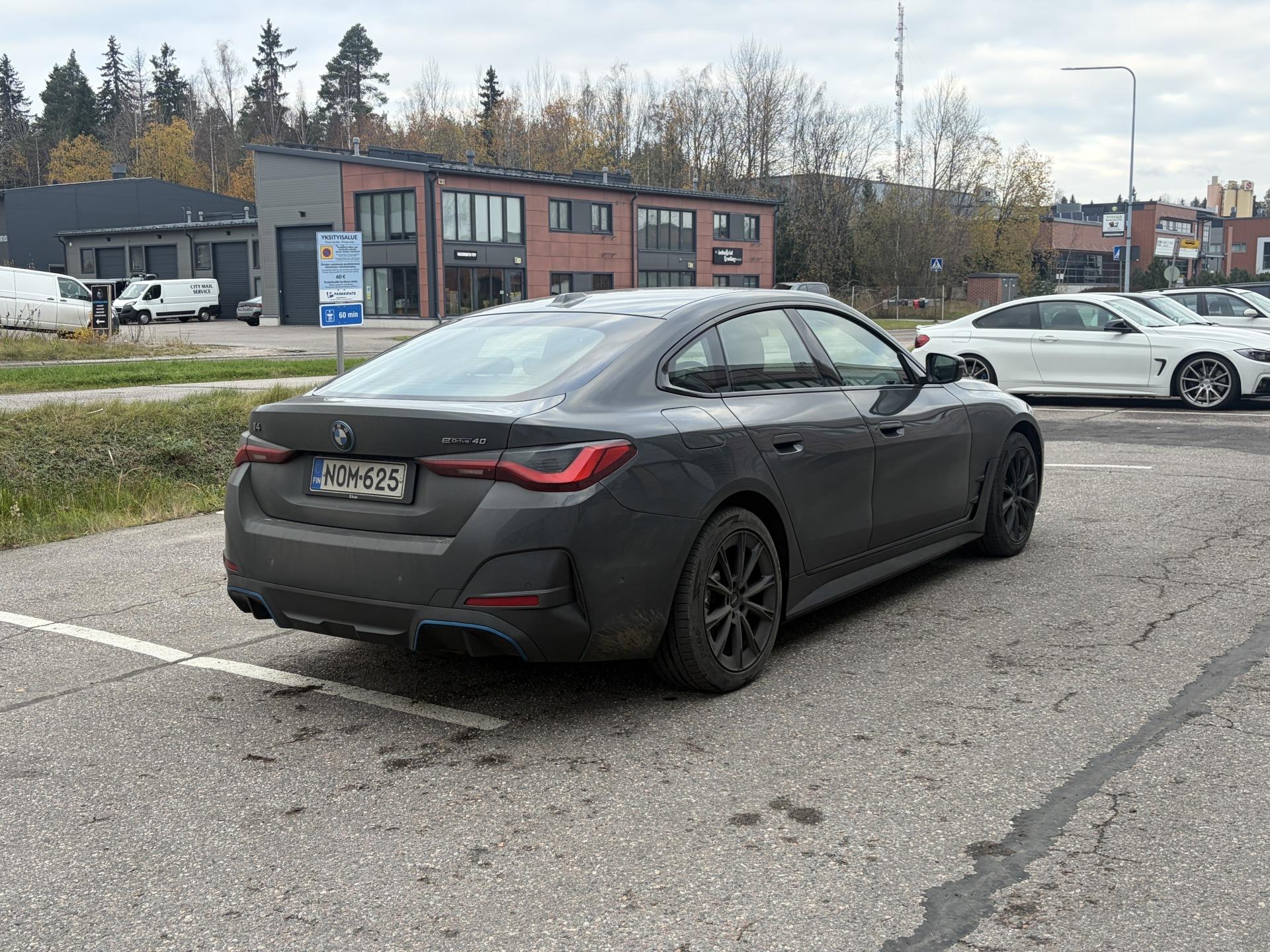 Näytä kaikki kuvat: 2023 BMW i4