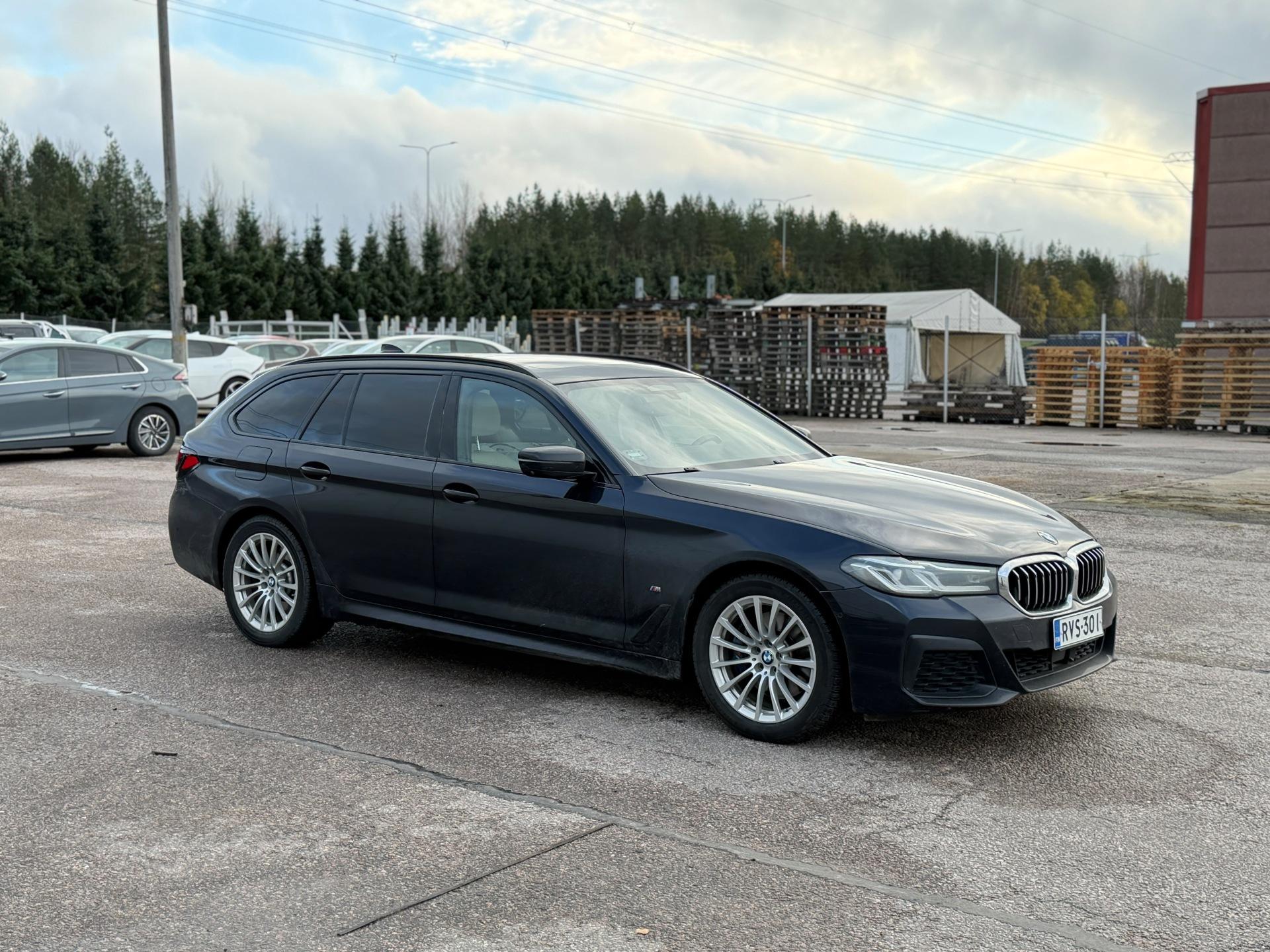 Pienoiskuva 2: 2020 BMW 530