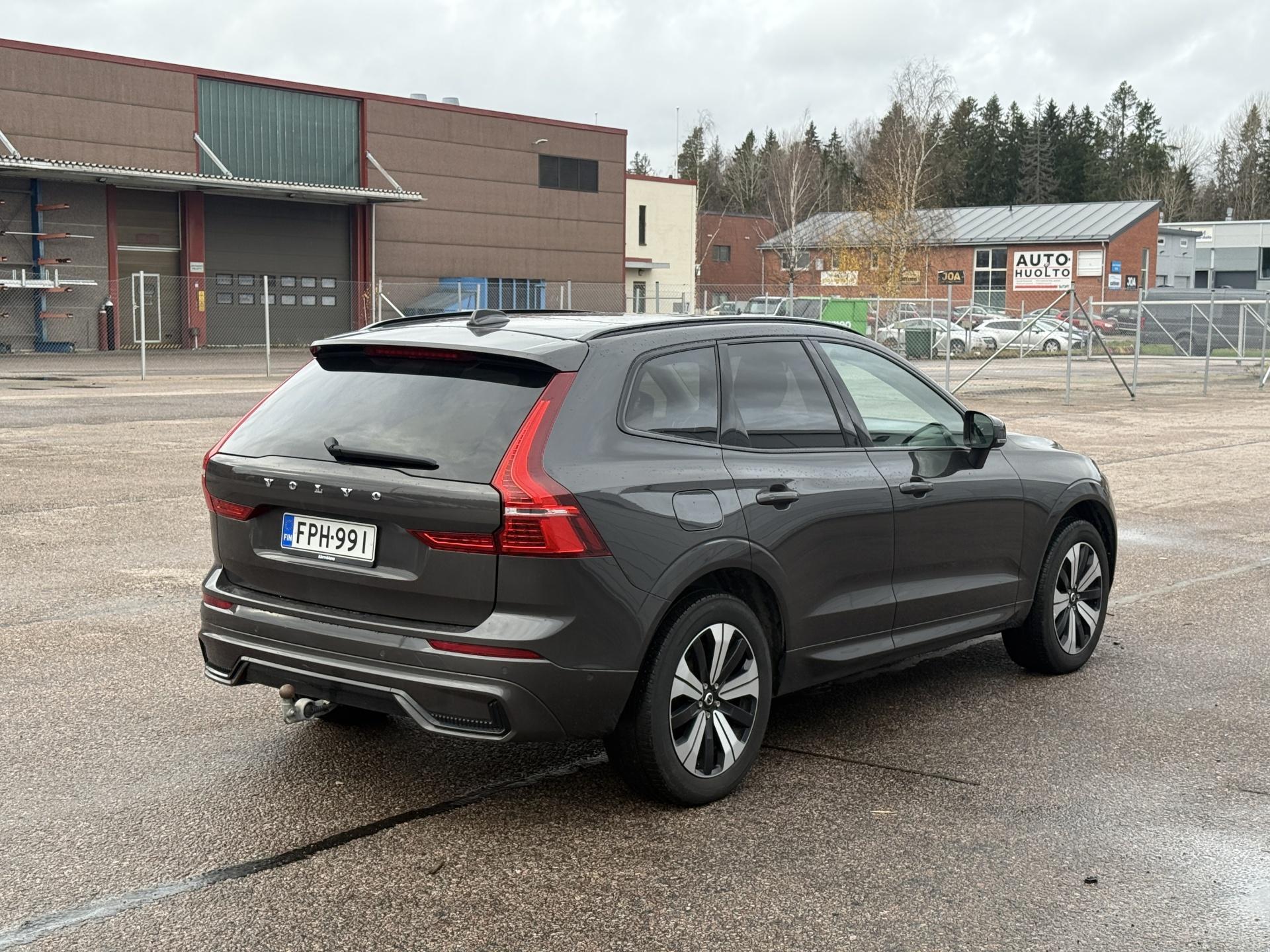 Näytä kaikki kuvat: 2023 Volvo XC60