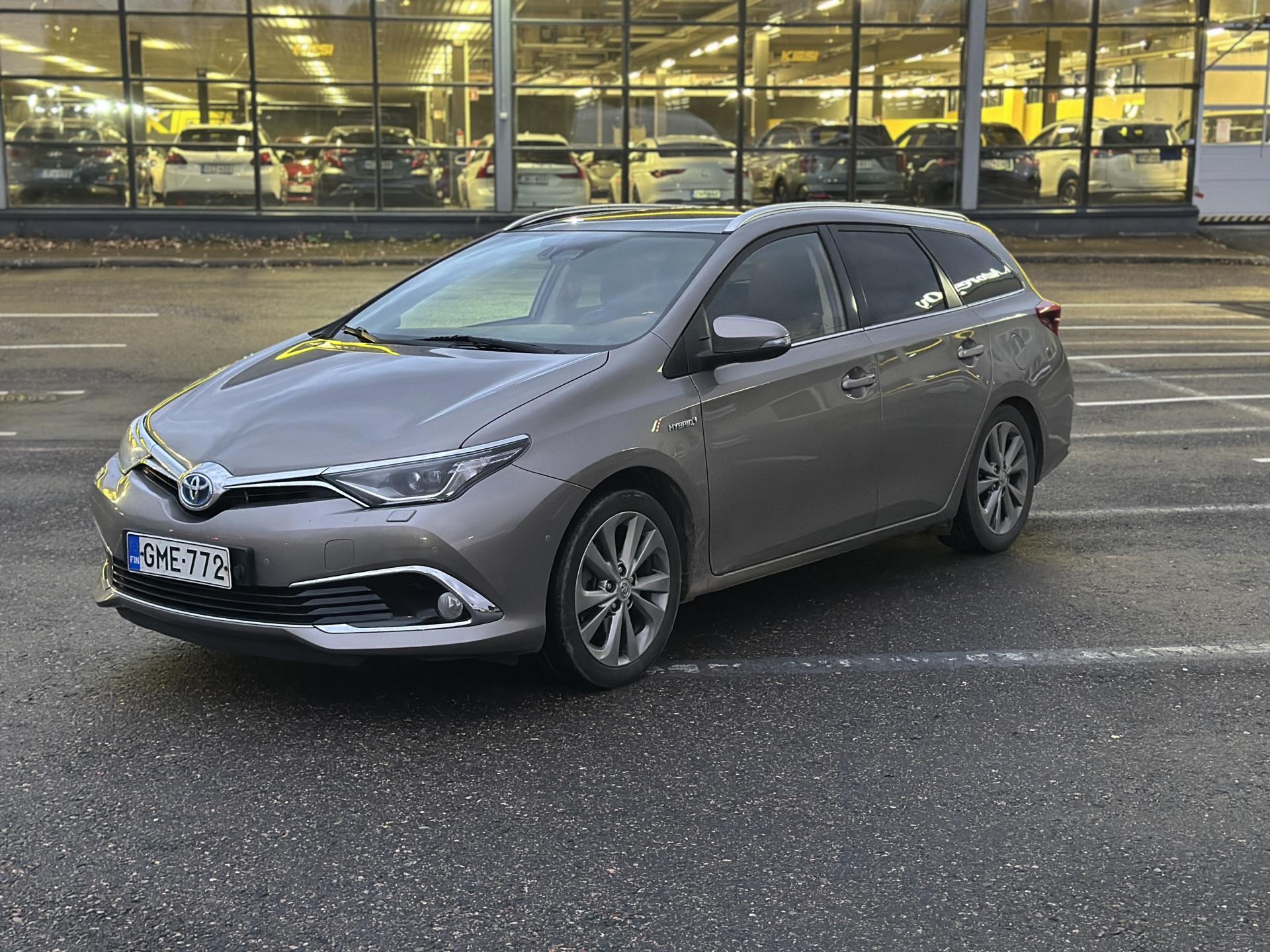 Pienoiskuva 3: 2016 Toyota Auris