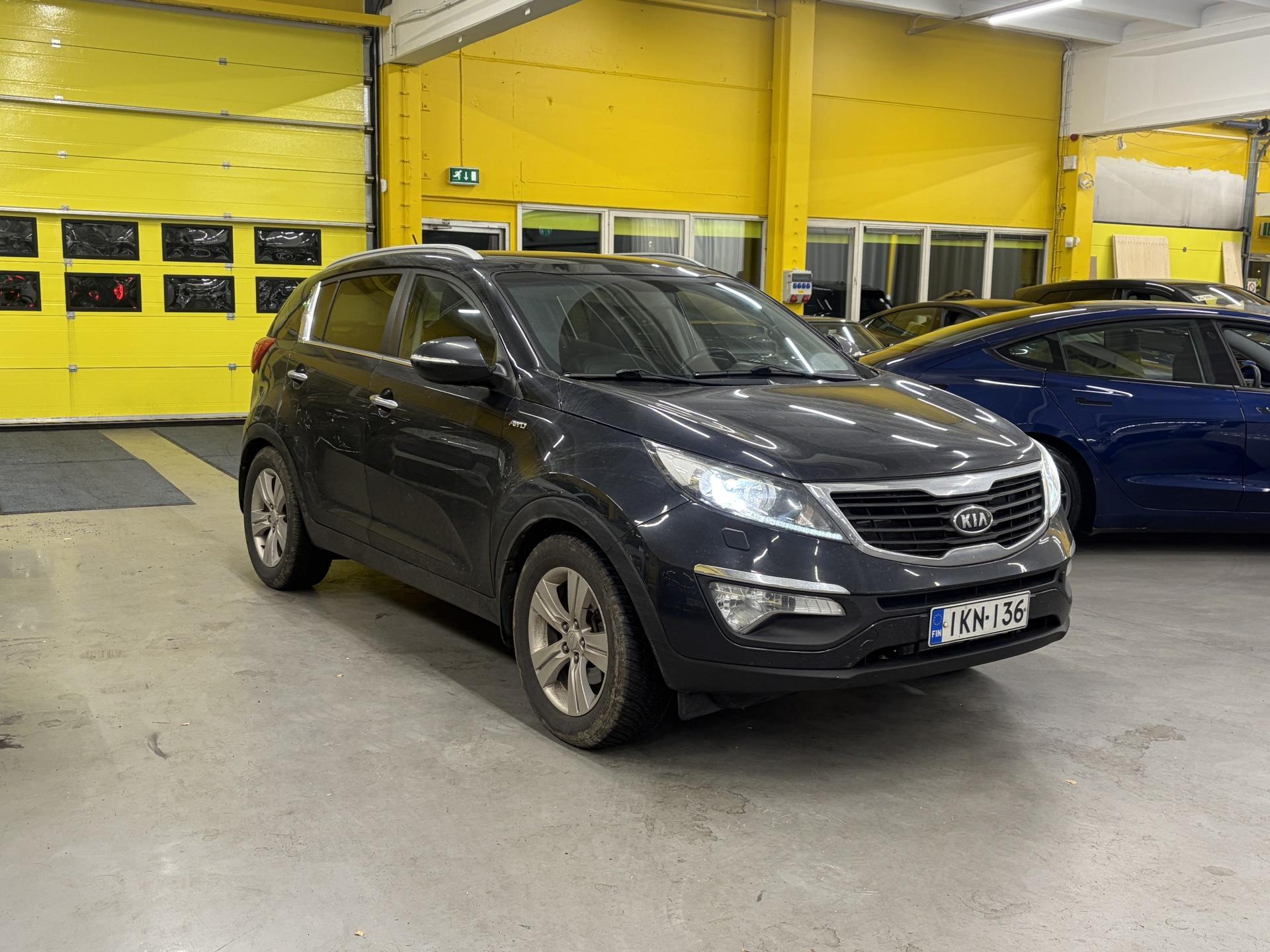 Pienoiskuva 3: 2012 Kia Sportage