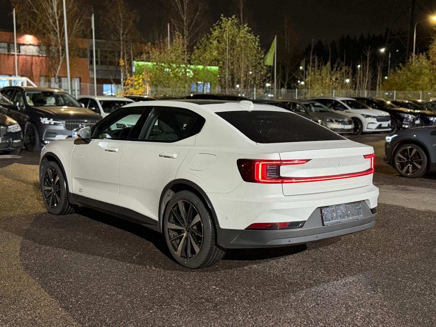 Näytä kaikki kuvat: 2022 Polestar 2