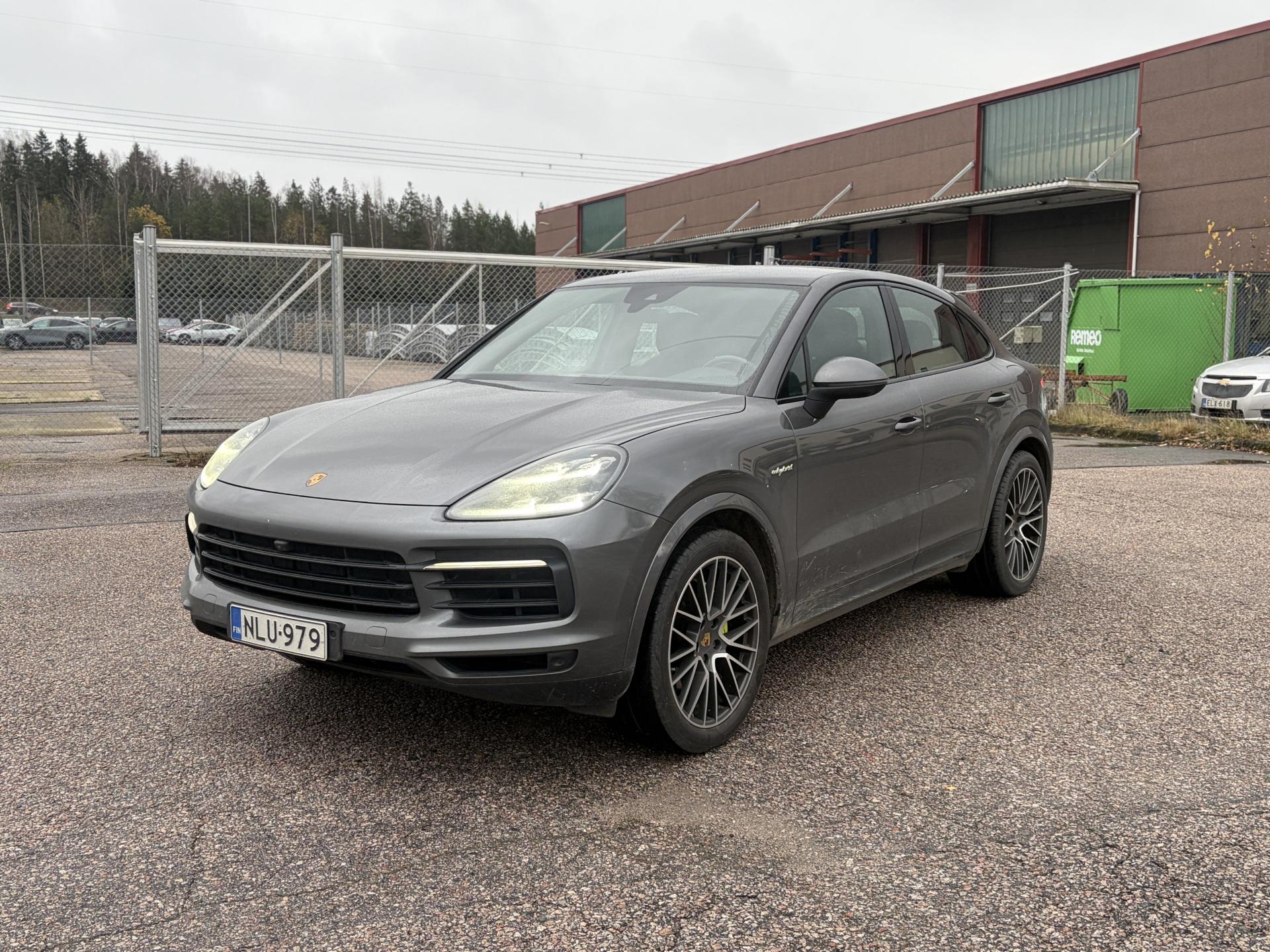 Pienoiskuva 3: 2020 Porsche Cayenne