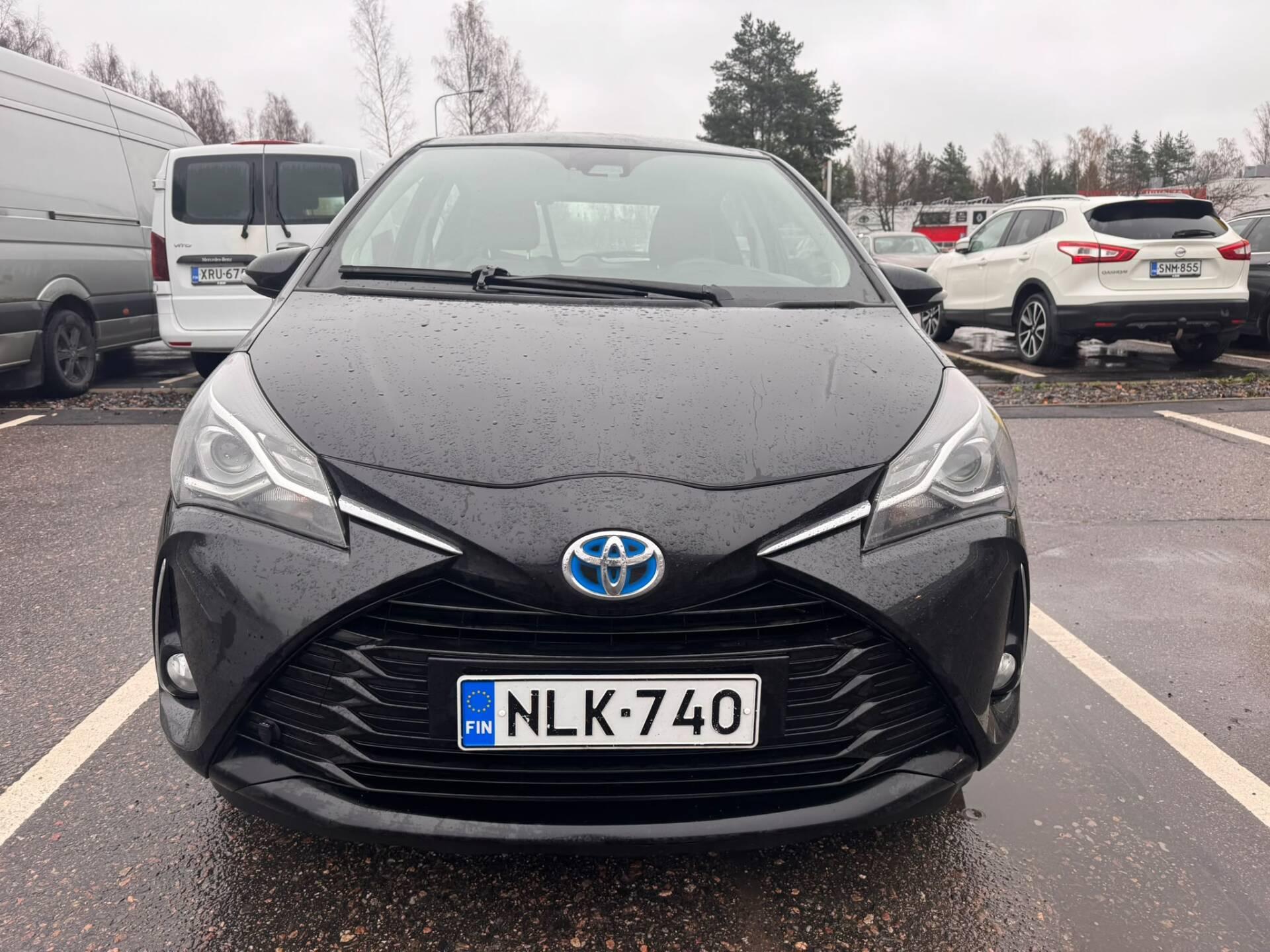 Näytä kaikki kuvat: 2018 Toyota Yaris