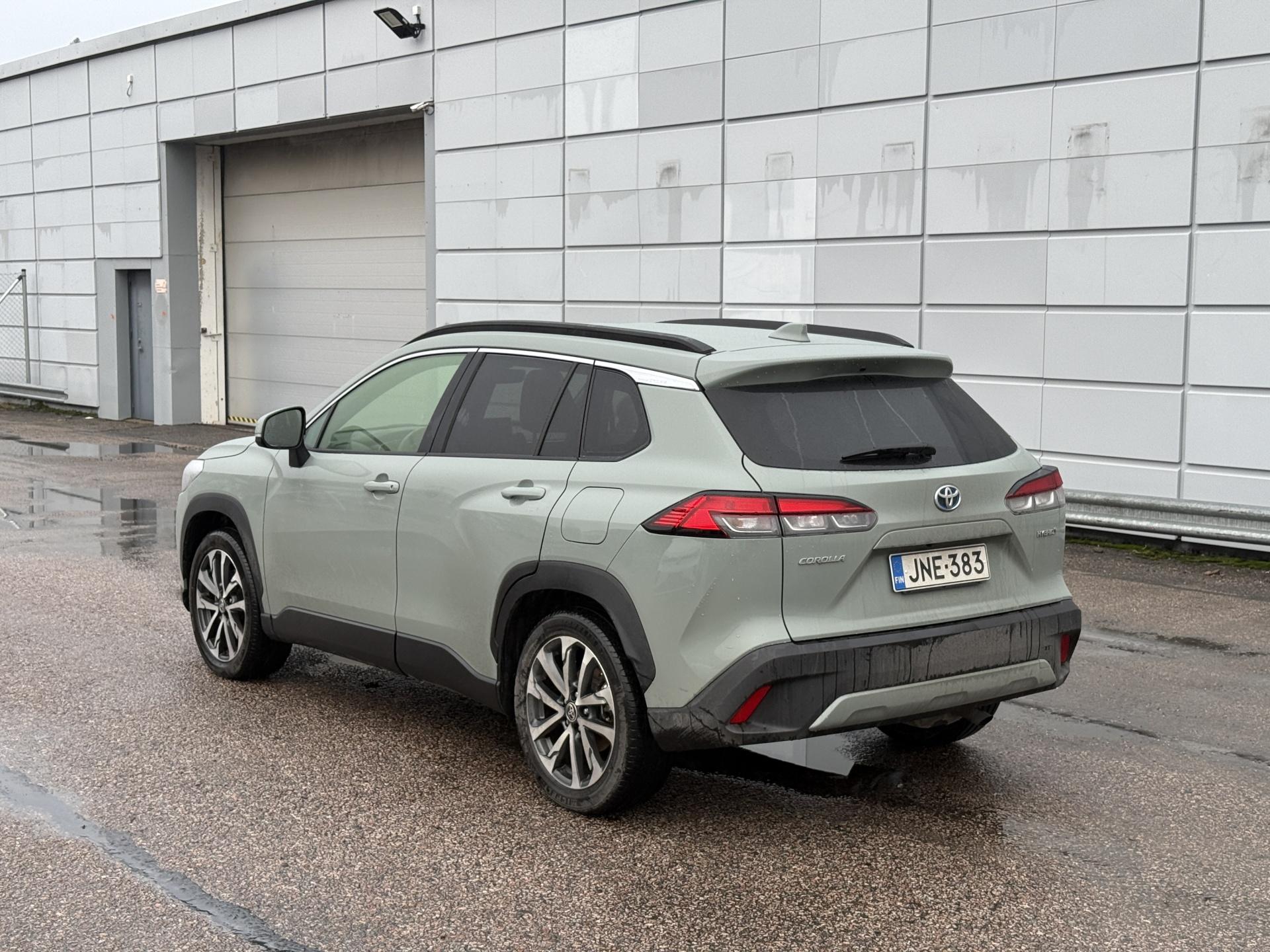Näytä kaikki kuvat: 2023 Toyota Corolla Cross