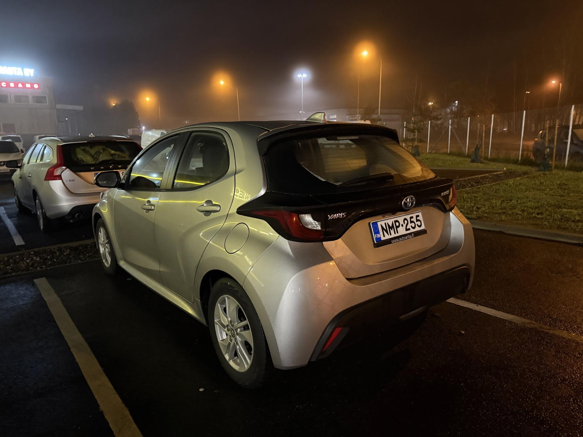 Näytä kaikki kuvat: 2022 Toyota Yaris