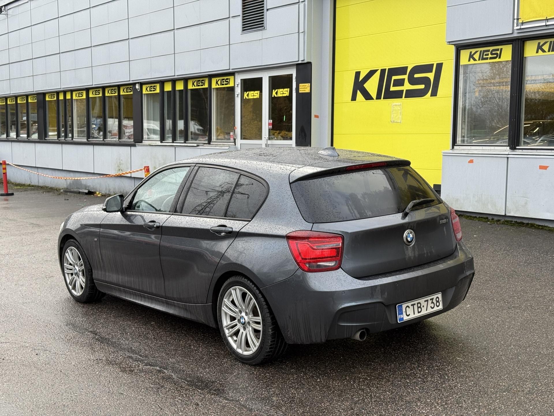 Näytä kaikki kuvat: 2015 BMW 118