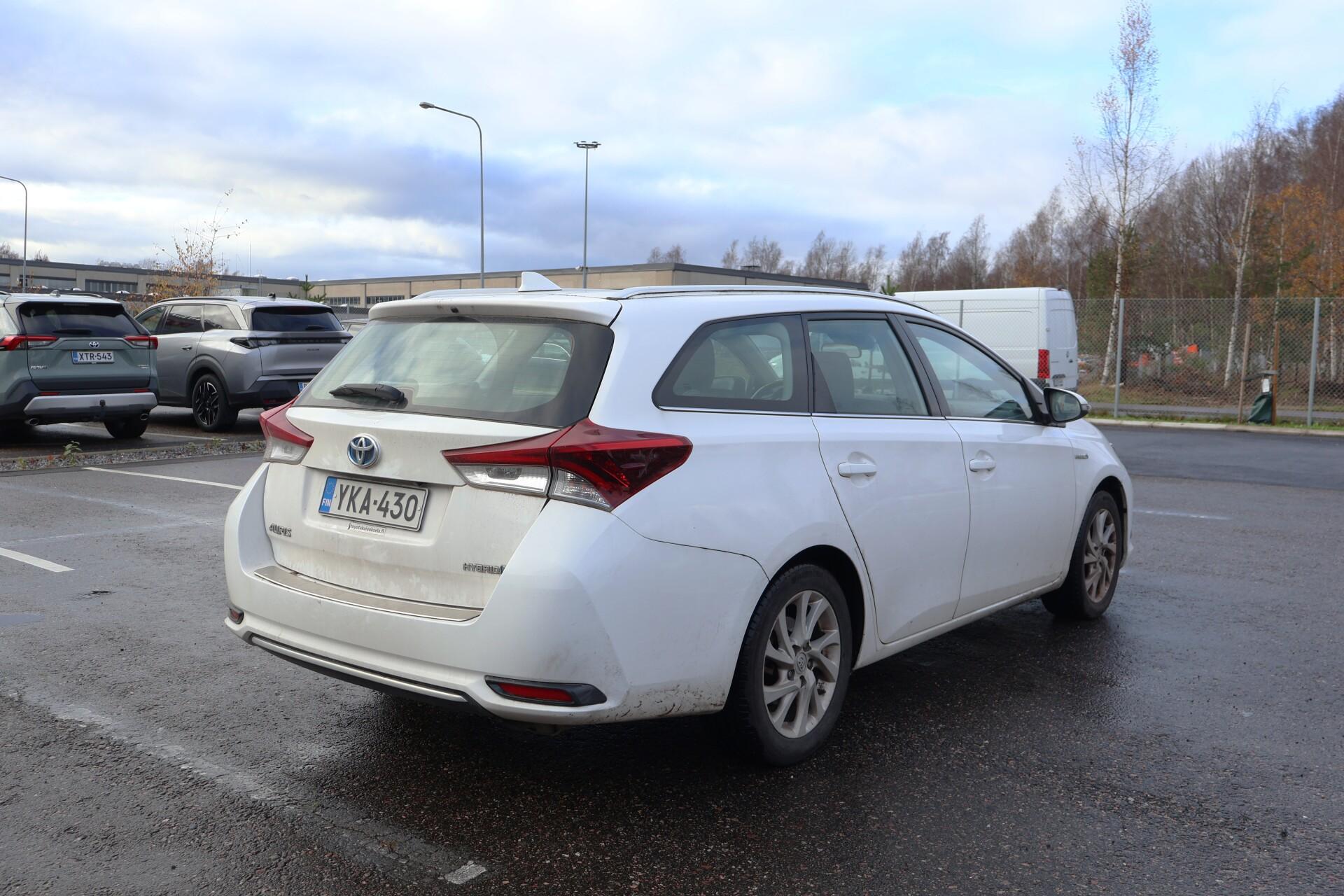 Näytä kaikki kuvat: 2017 Toyota Auris