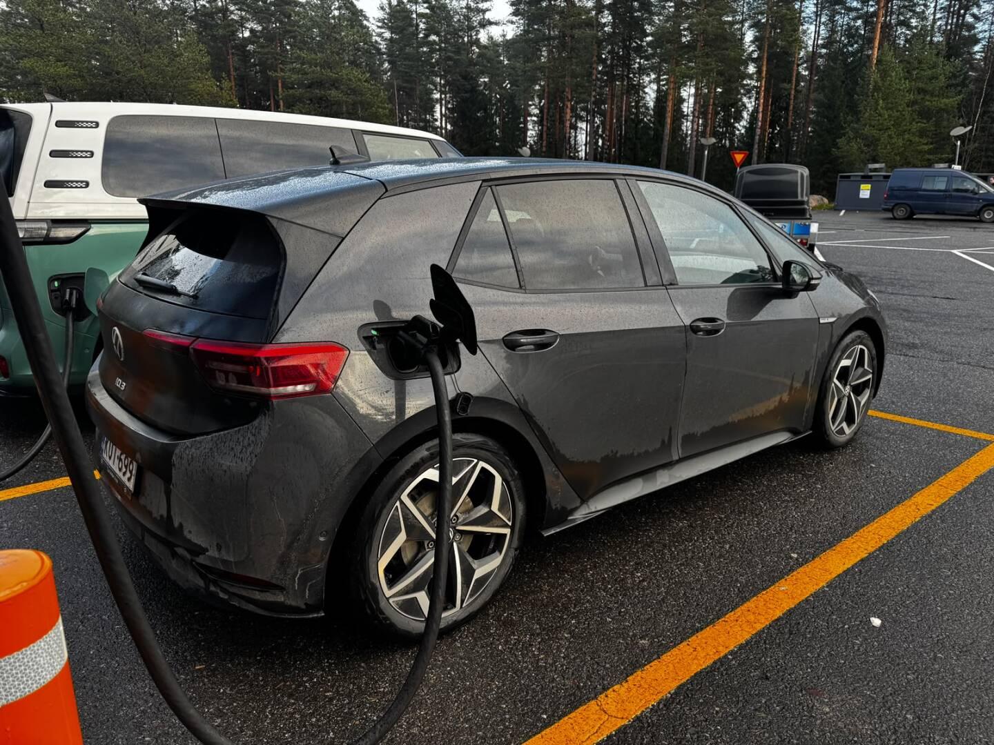 Näytä kaikki kuvat: 2022 Volkswagen ID.3
