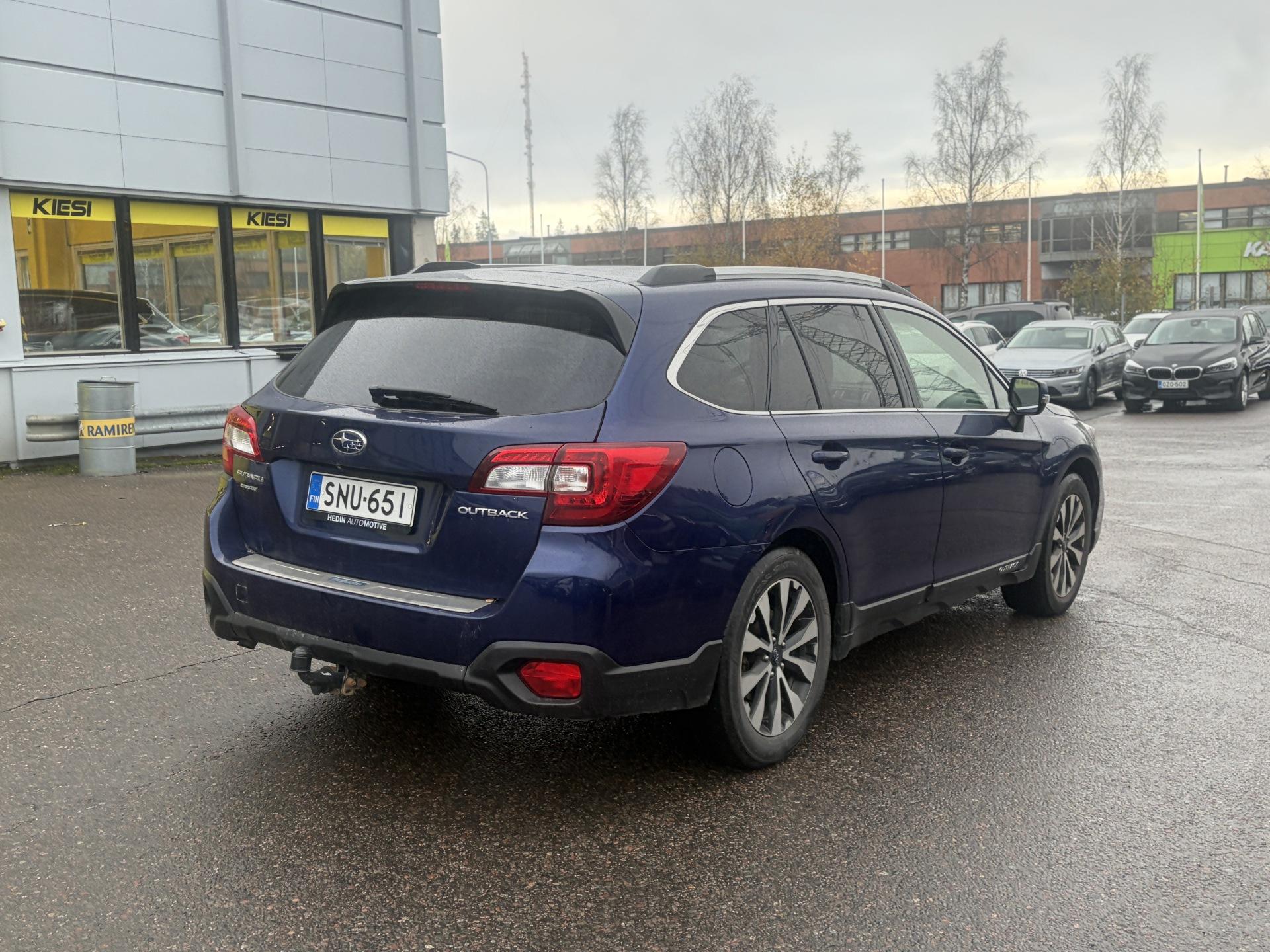 Näytä kaikki kuvat: 2017 Subaru Outback