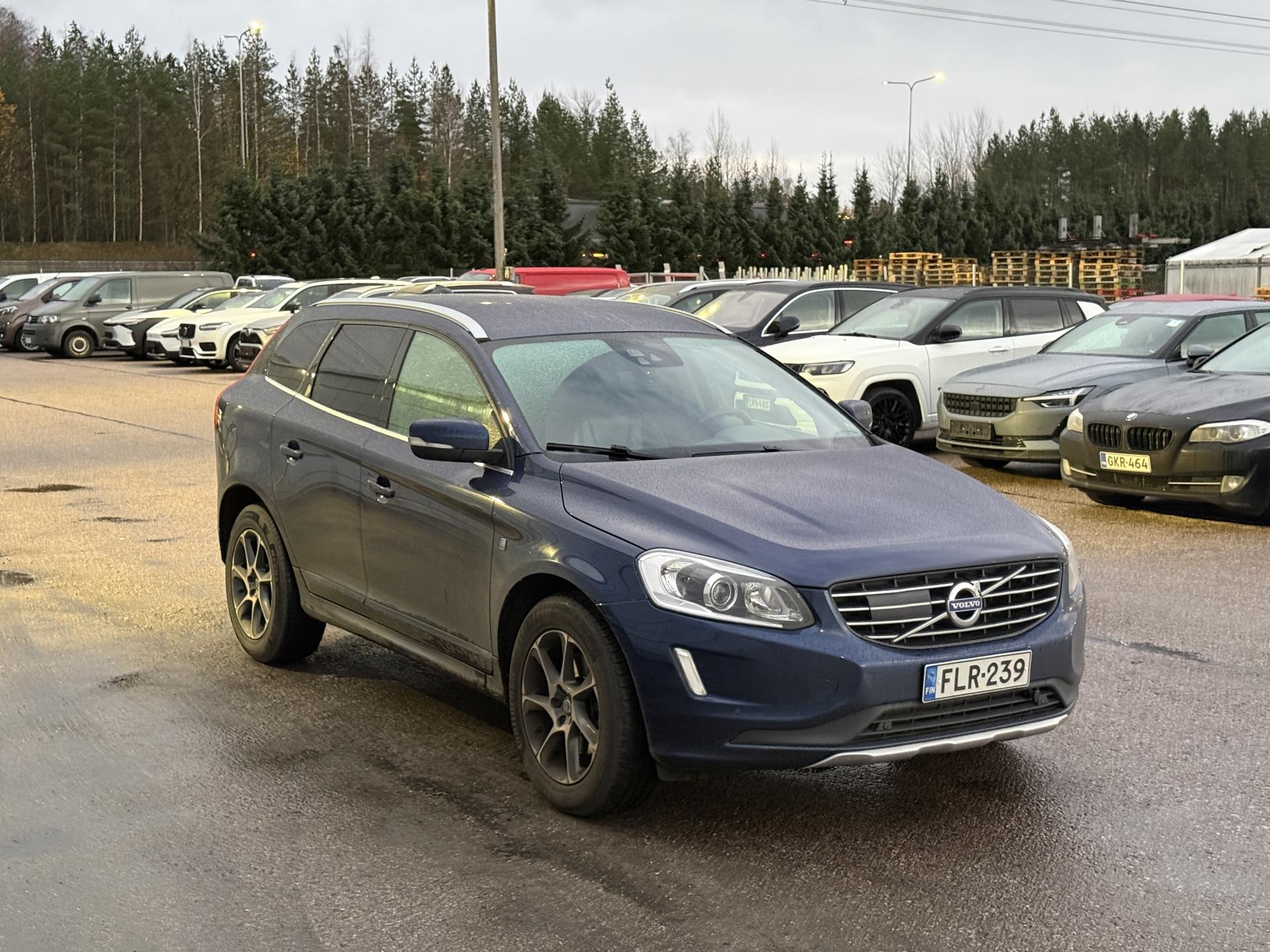 Pienoiskuva 3: 2015 Volvo XC60