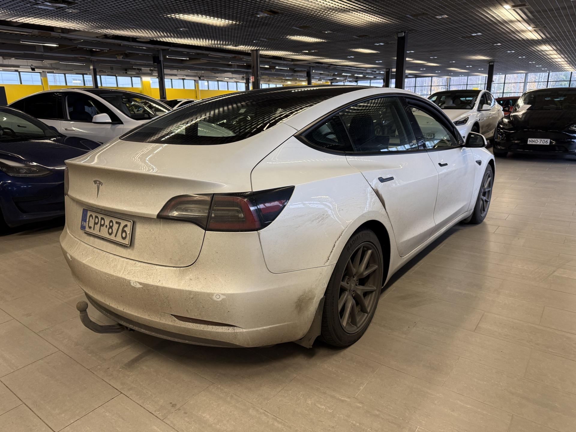Näytä kaikki kuvat: 2021 Tesla Model 3