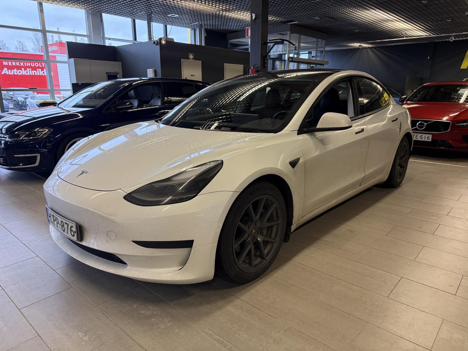 Pienoiskuva 3: 2021 Tesla Model 3