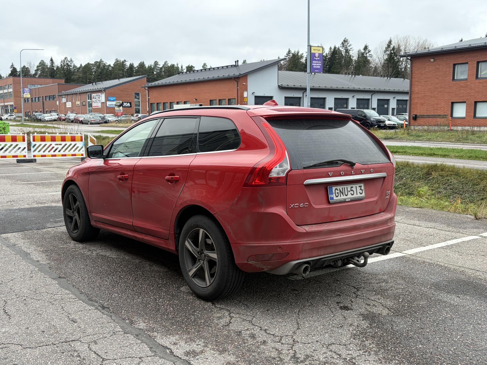 Pienoiskuva 3: 2014 Volvo XC60