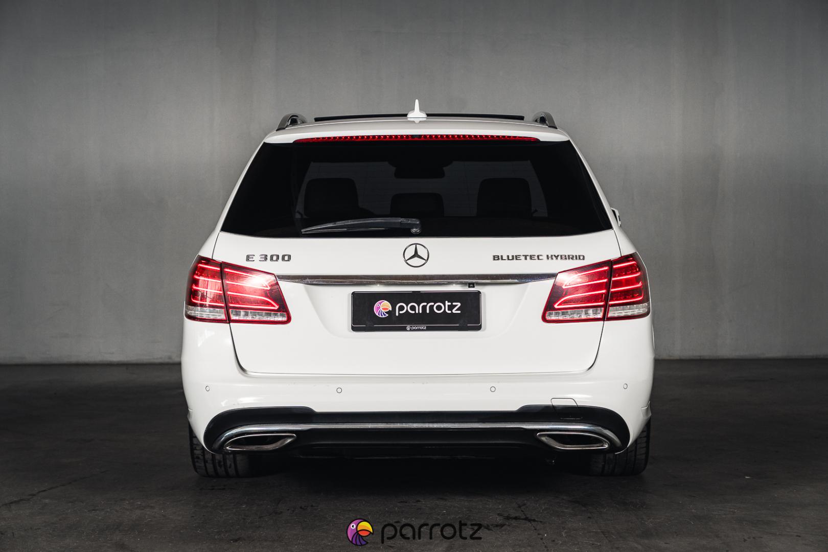 Mercedes-Benz E 300 Bluetec Hybrid AMG 2013, kuva 7/47