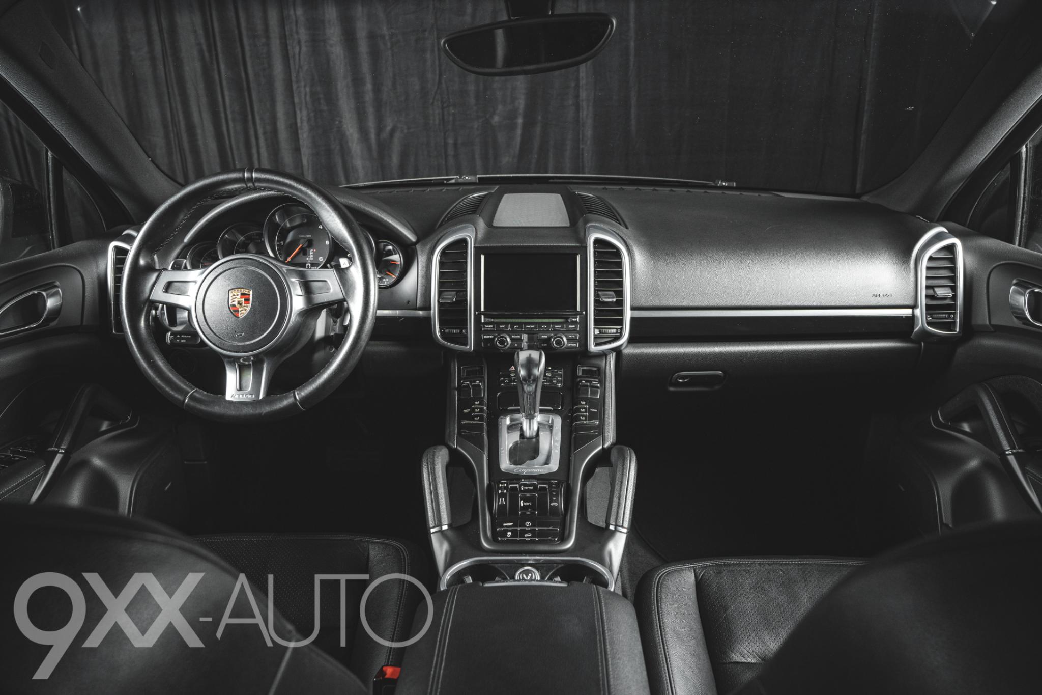 Musta Porsche Cayenne Diesel Tiptronic *Musta, Musta, Mustat*