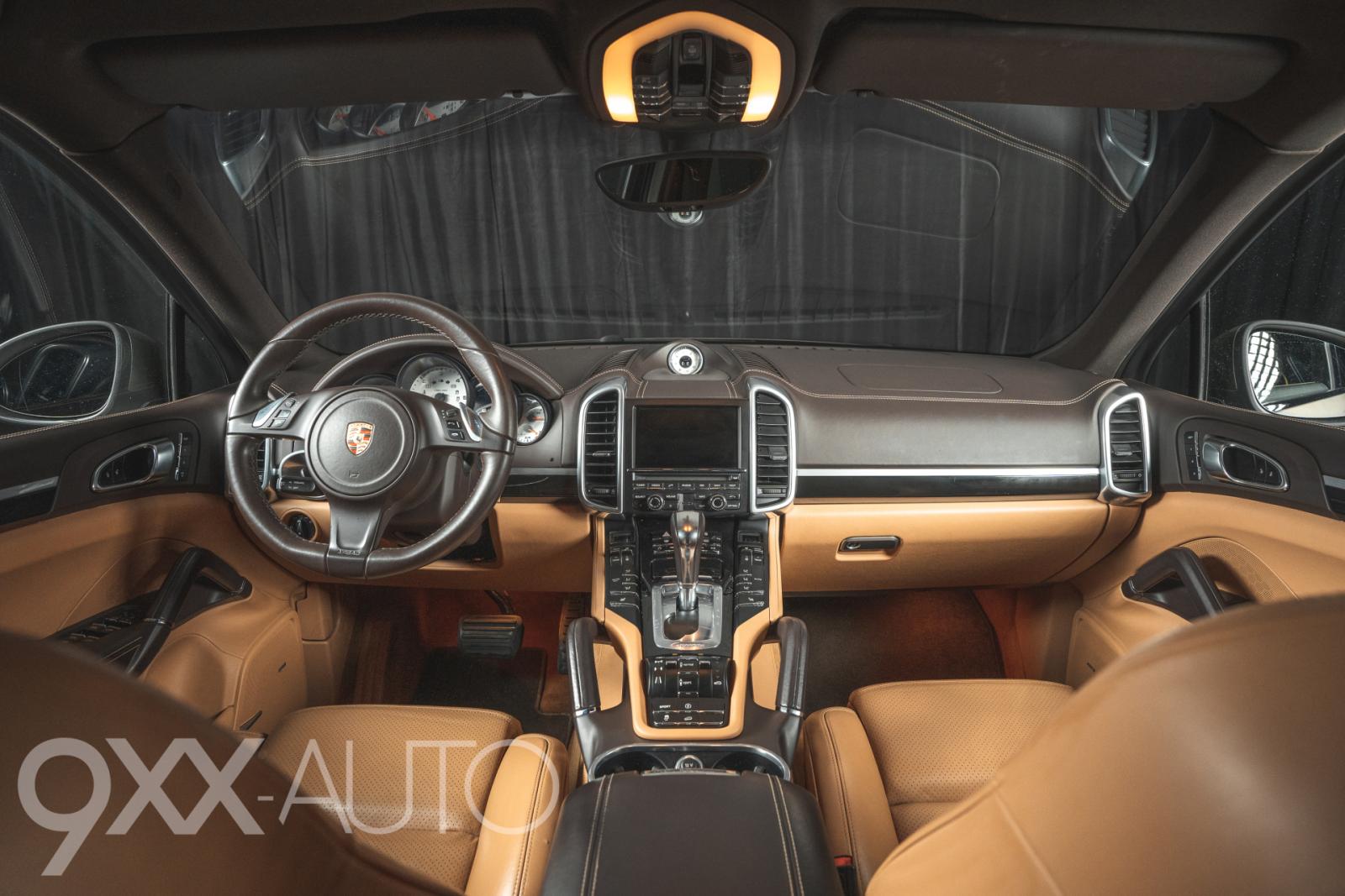 Ruskea Porsche Cayenne V6 3.0 TDI Tiptronic *Huippuvarusteet!*