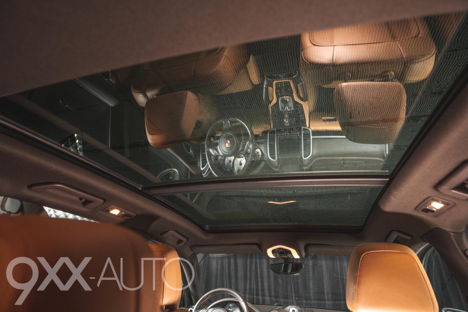 Ruskea Porsche Cayenne V6 3.0 TDI Tiptronic *Huippuvarusteet!*