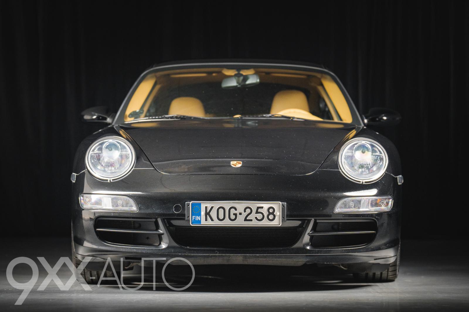 Musta Porsche 911 4S Tiptronic *Suomiauto!*