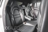 Valkoinen Porsche Panamera 4 E-Hybrid Sport Turismo