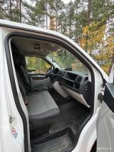 Valkoinen Volkswagen Transporter alusta 2,0 TDI 110kW DSG EU6 3200kg
