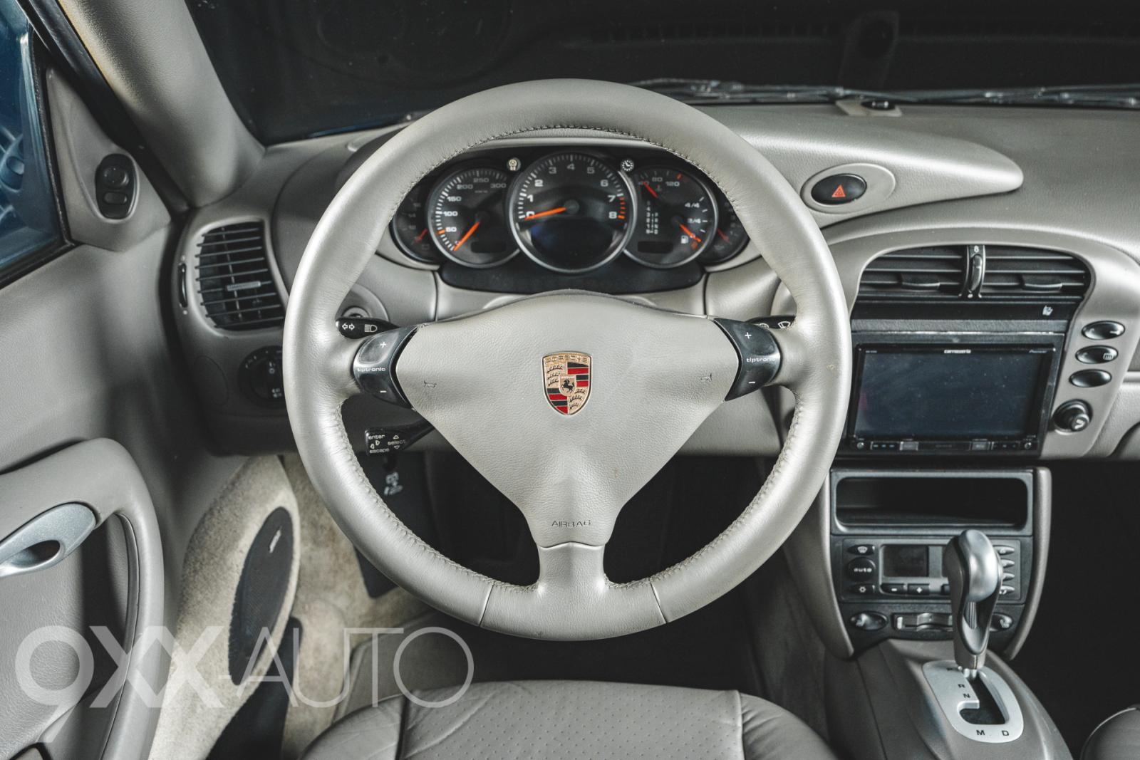 Sininen Porsche 911 996.2 Carrera 2 tiptronic *Rahoitus ilman käsirahaa*