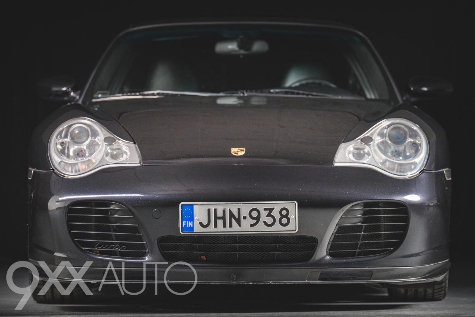 Musta Porsche 911 996 Turbo Tiptronic