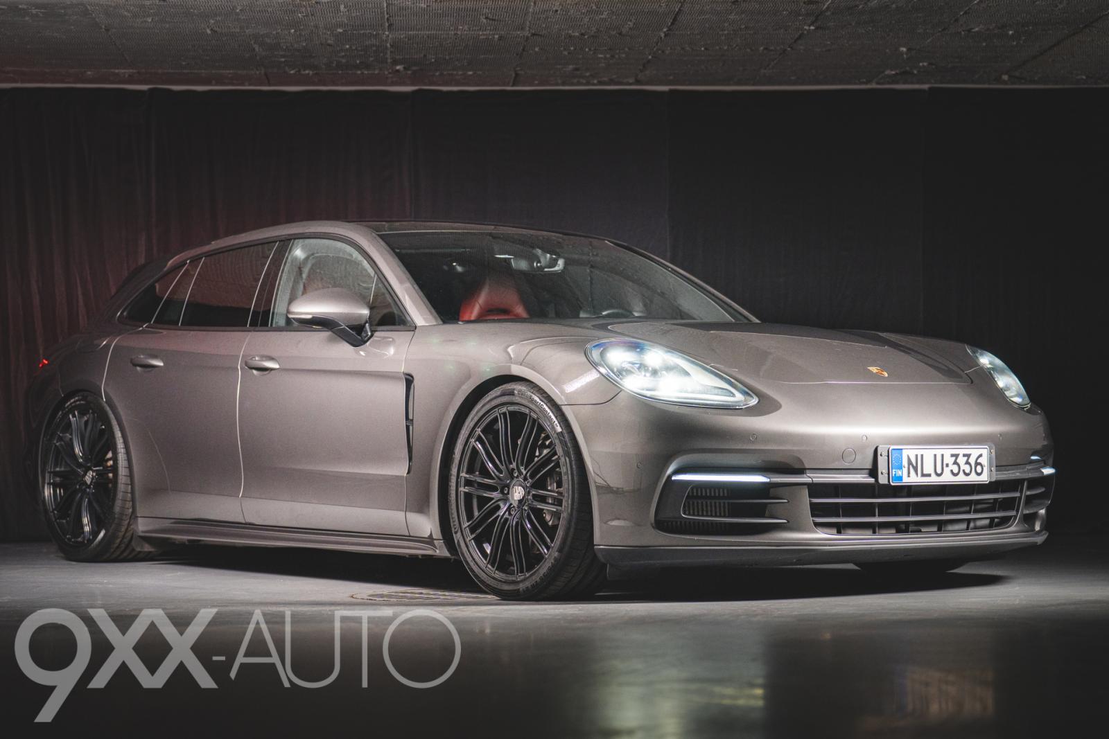 Musta Porsche Panamera Panamera Hybrid Sport Turismo
Sport Chrono