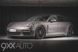 Musta Porsche Panamera Panamera Hybrid Sport Turismo
Sport Chrono