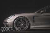Musta Porsche Panamera Panamera Hybrid Sport Turismo
Sport Chrono