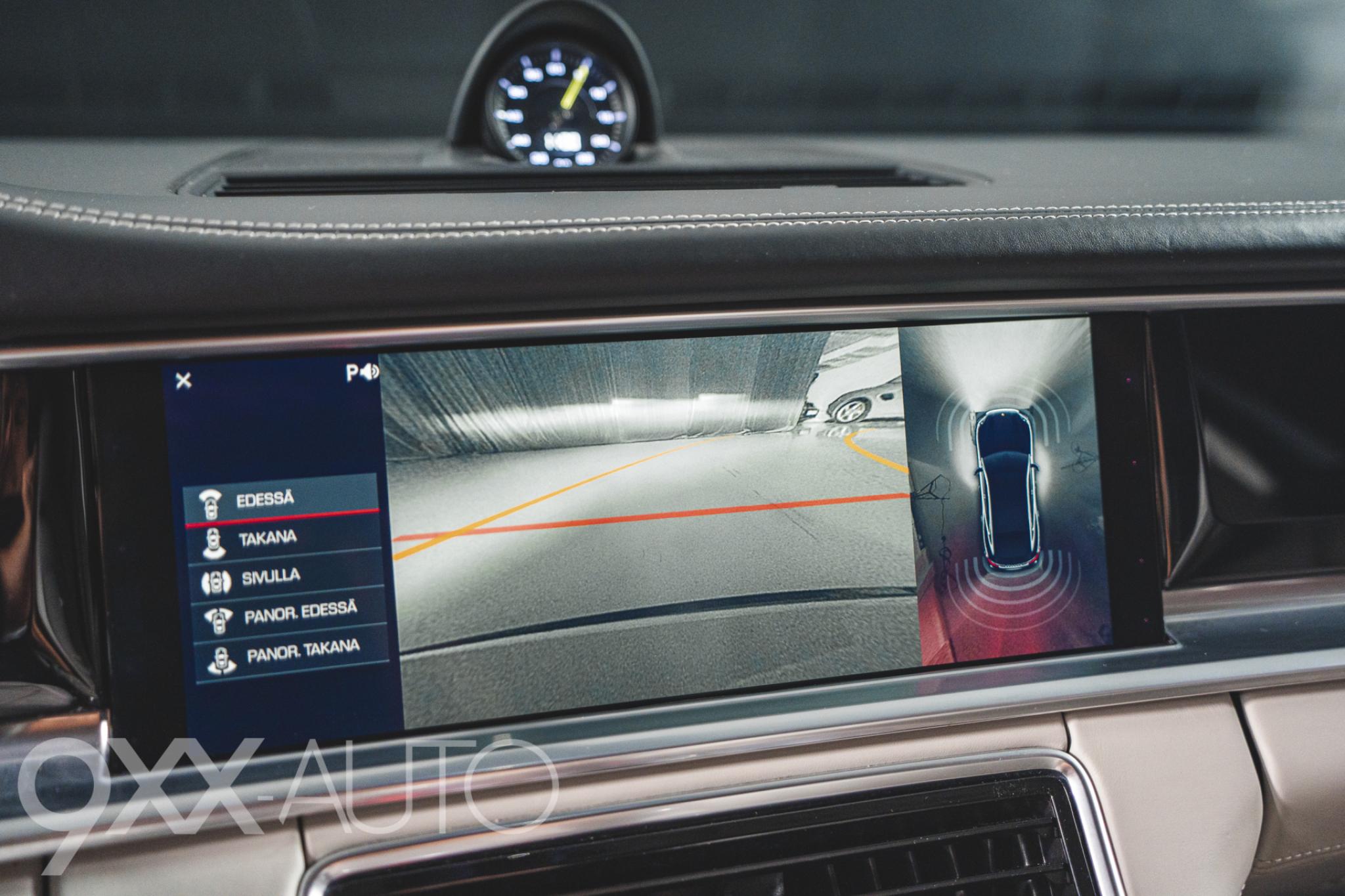 Harmaa Porsche Panamera Turbo S e-Hybrid *Techart Grand GT*