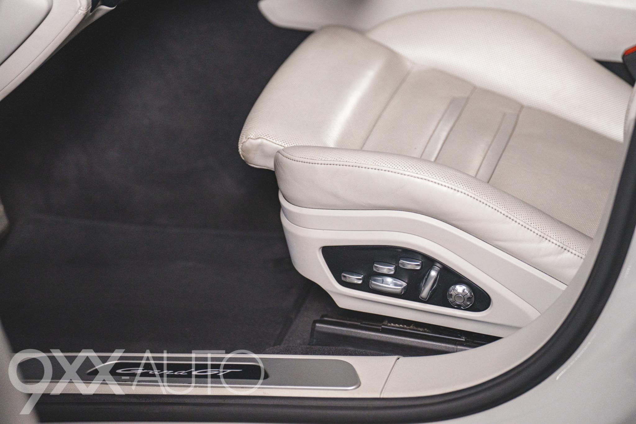 Harmaa Porsche Panamera Turbo S e-Hybrid *Techart Grand GT*