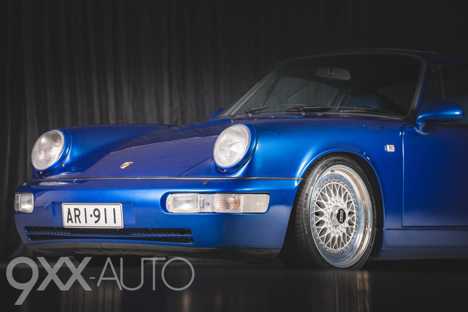 Sininen Porsche 911 964 C2 Manuaali *Suomiauto!*