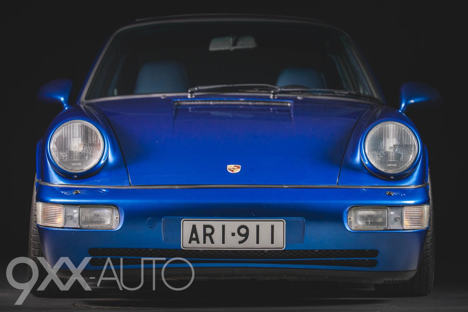 Sininen Porsche 911 964 C2 Manuaali *Suomiauto!*