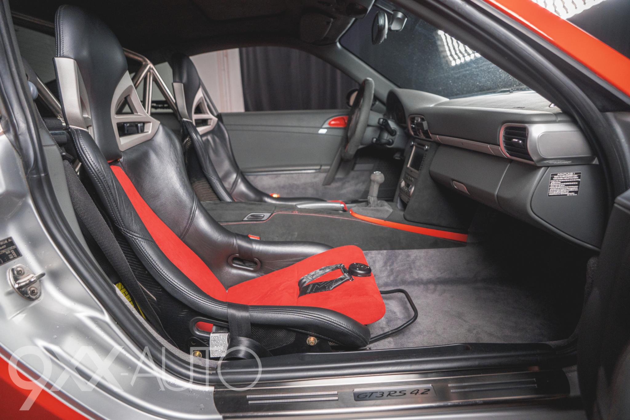 Hopea Porsche 911 GT3 RS 4.2  Albert Motorsport