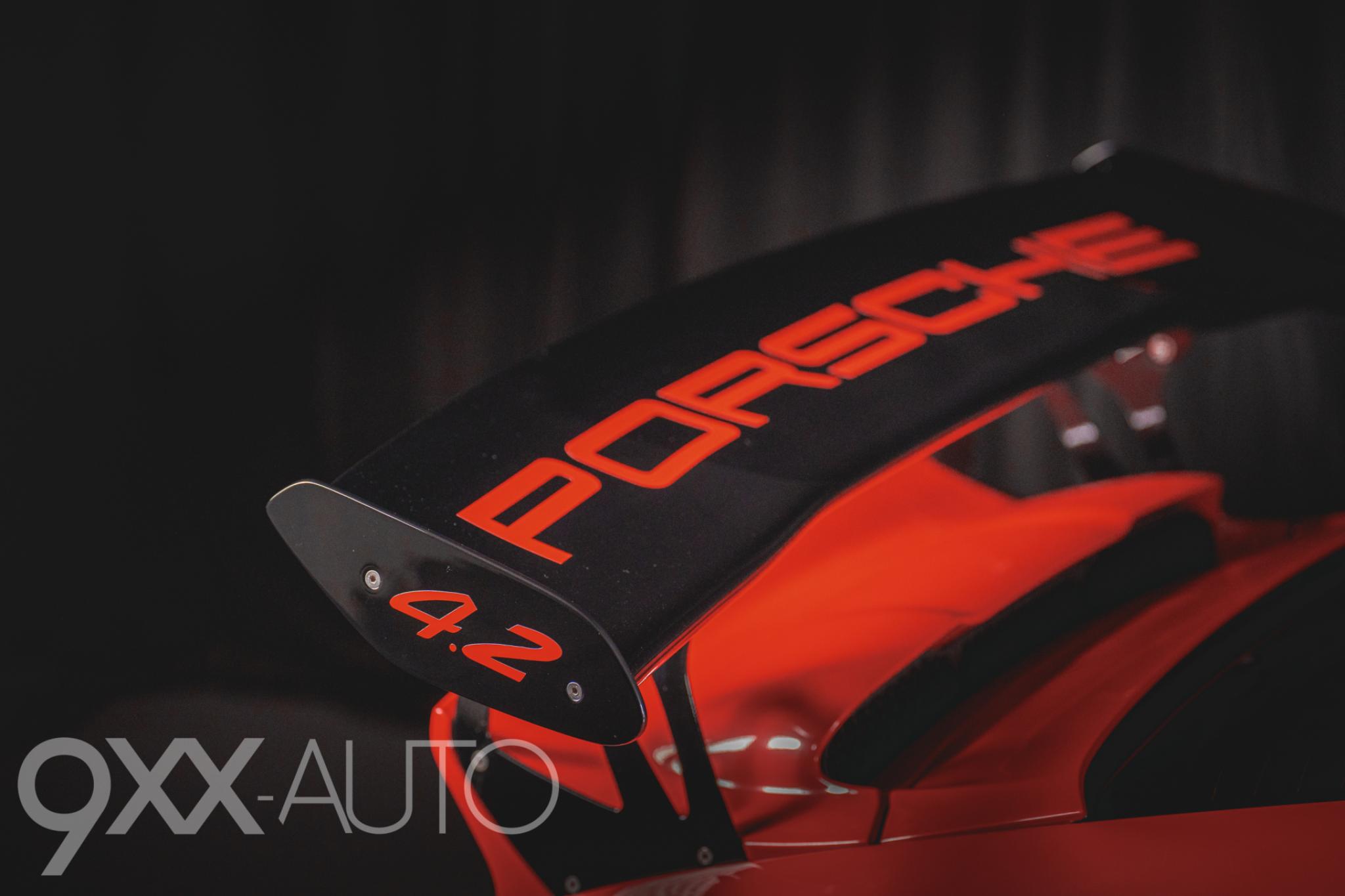 Hopea Porsche 911 GT3 RS 4.2  Albert Motorsport