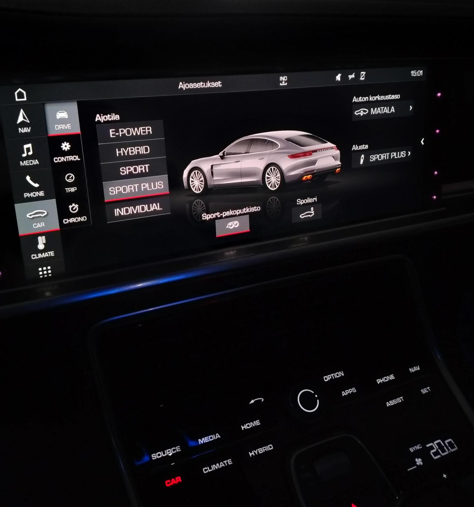 Harmaa Porsche Panamera 4 e-Hybrid *Huippuvarusteet!* *Nelipyöräohjaus!*