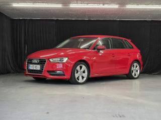 Punainen Audi A3