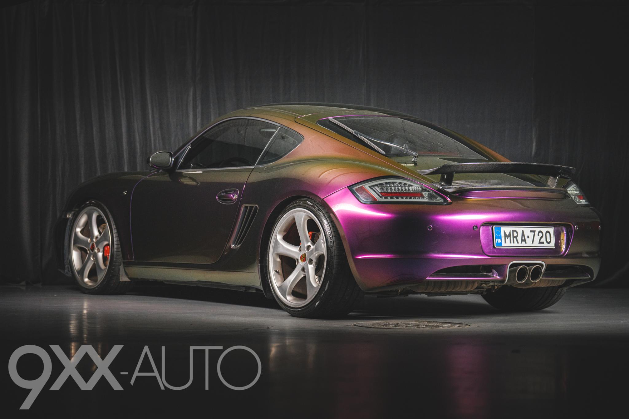 Musta Porsche Cayman S 3.4 Manuaali