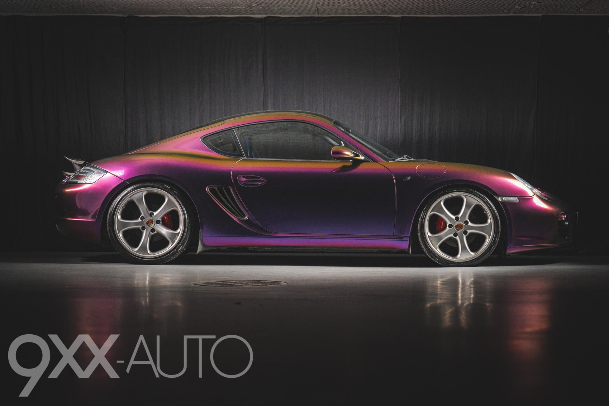 Musta Porsche Cayman S 3.4 Manuaali