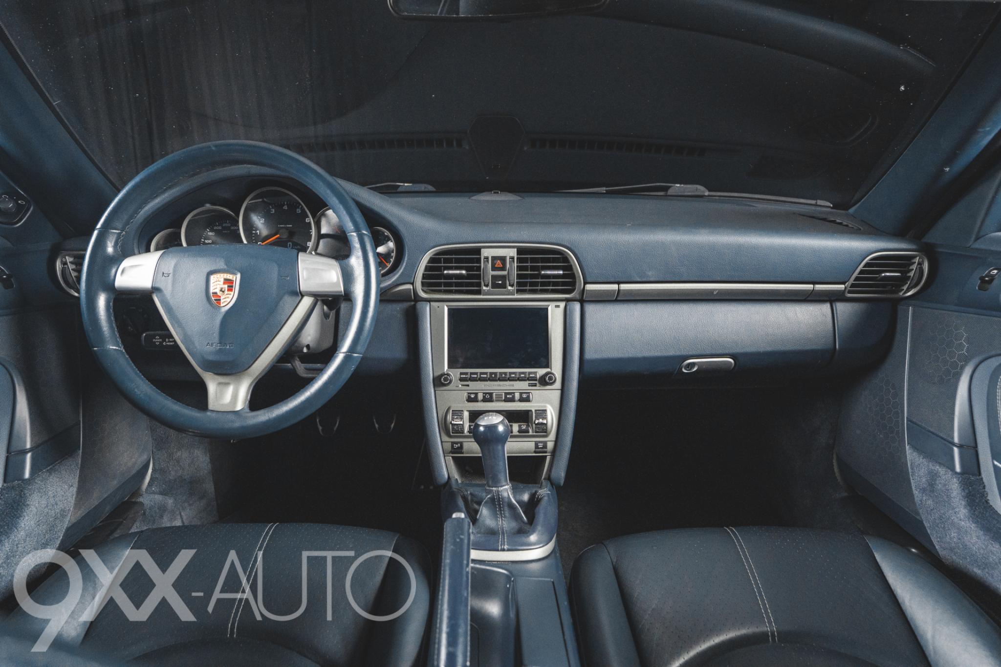 Sininen Porsche 911 C2 Manuaali Aerokit 