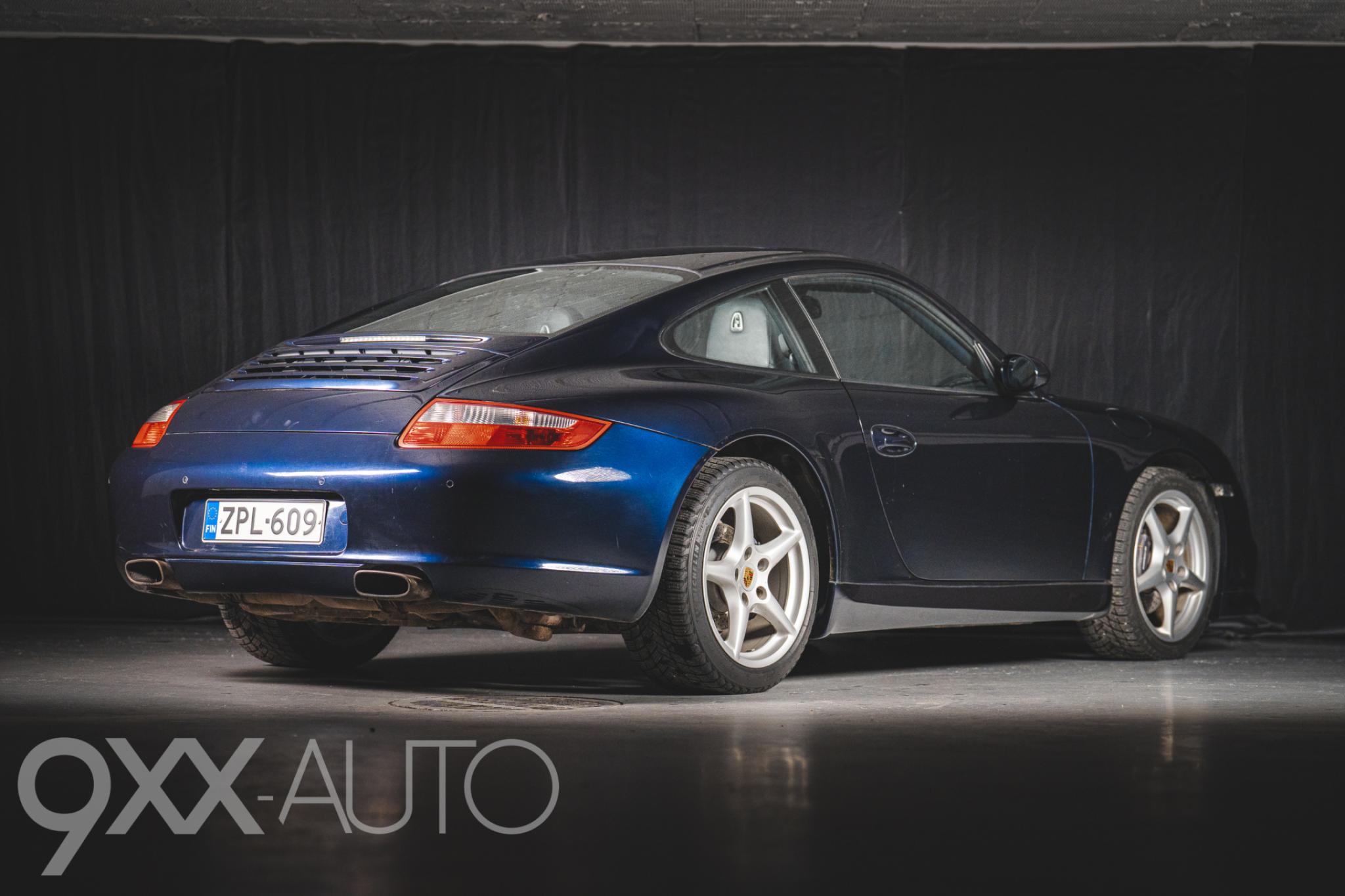 Sininen Porsche 911 C2 Manuaali Aerokit 