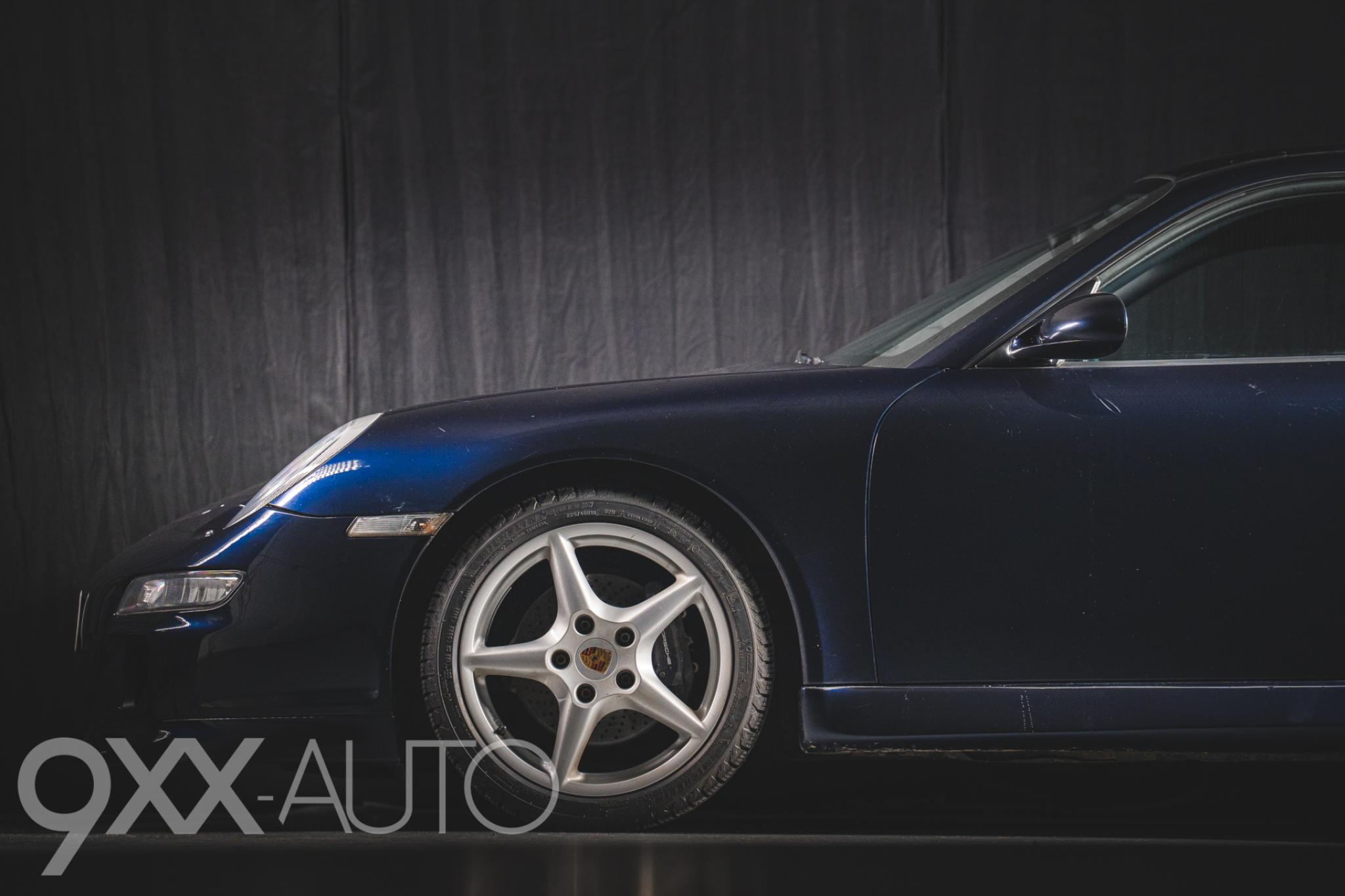 Sininen Porsche 911 C2 Manuaali Aerokit 