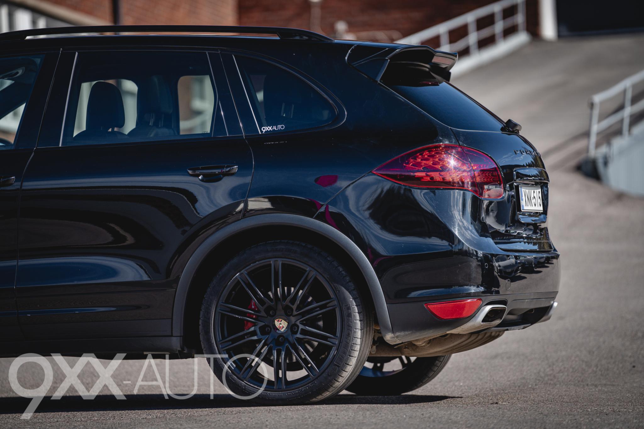 Musta Porsche Cayenne Diesel Tiptronic *Musta, Musta, Mustat*
