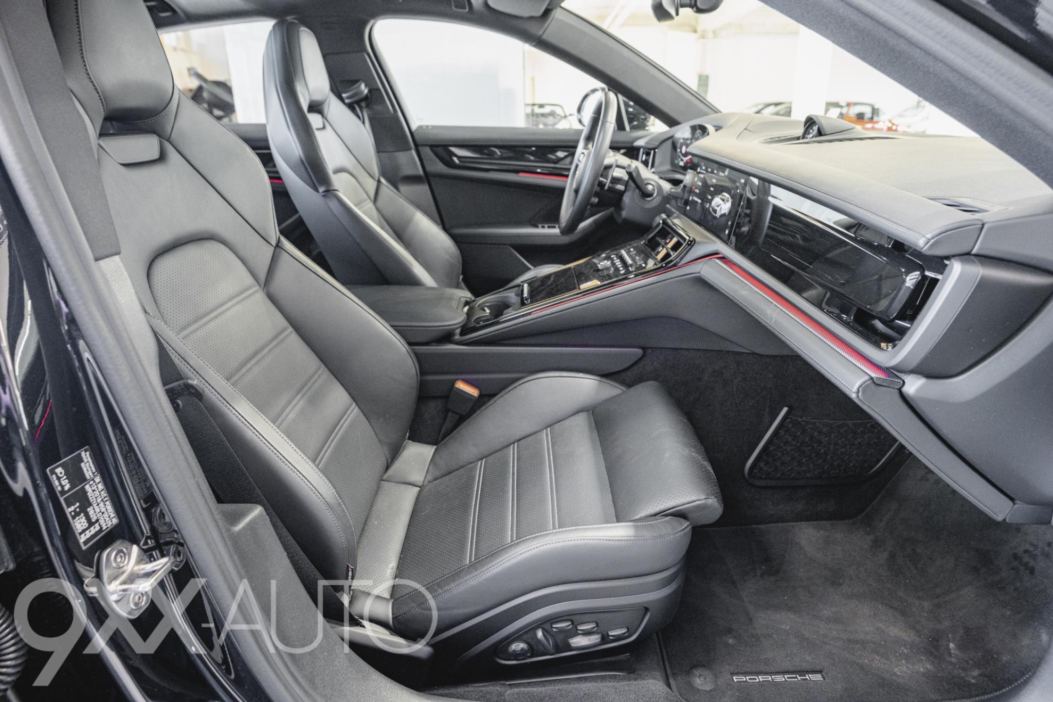 Musta Porsche Panamera 4 E Hybrid *Korkeantason varustelu!* Matrix valot // 360 kamera // Panorama lasikatto // Adapt Cruise