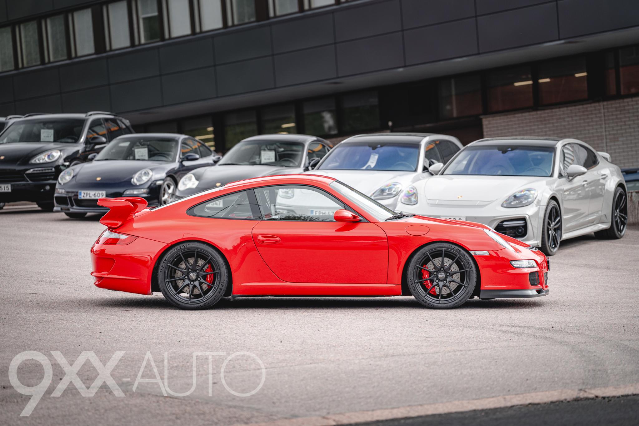 Punainen Porsche 911 997 GT3 Clubsport
