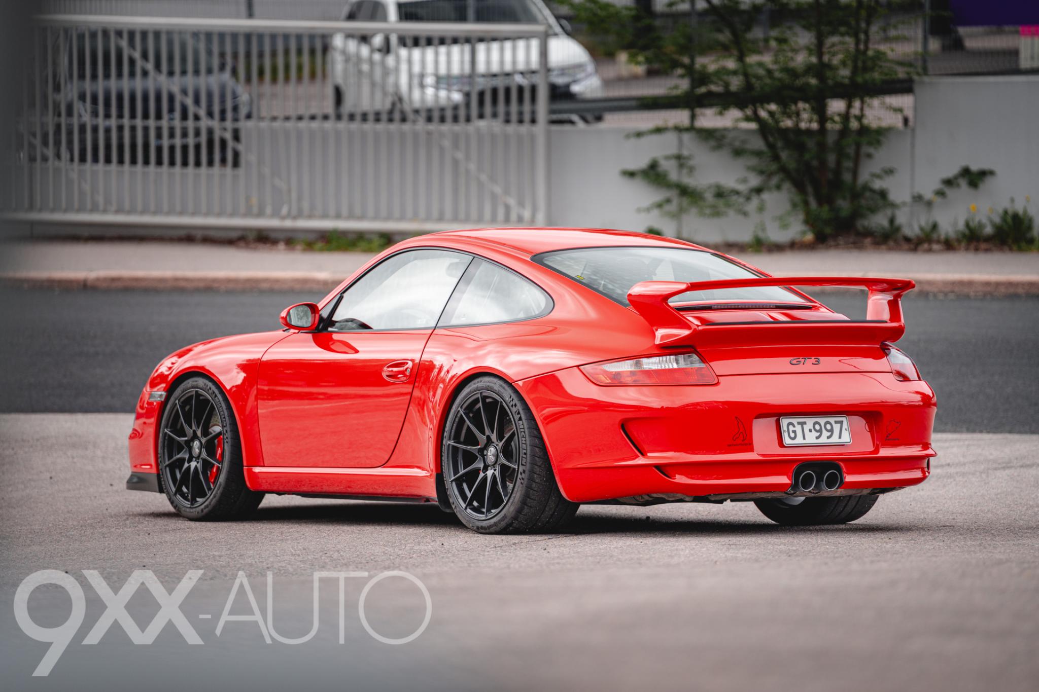 Punainen Porsche 911 997 GT3 Clubsport