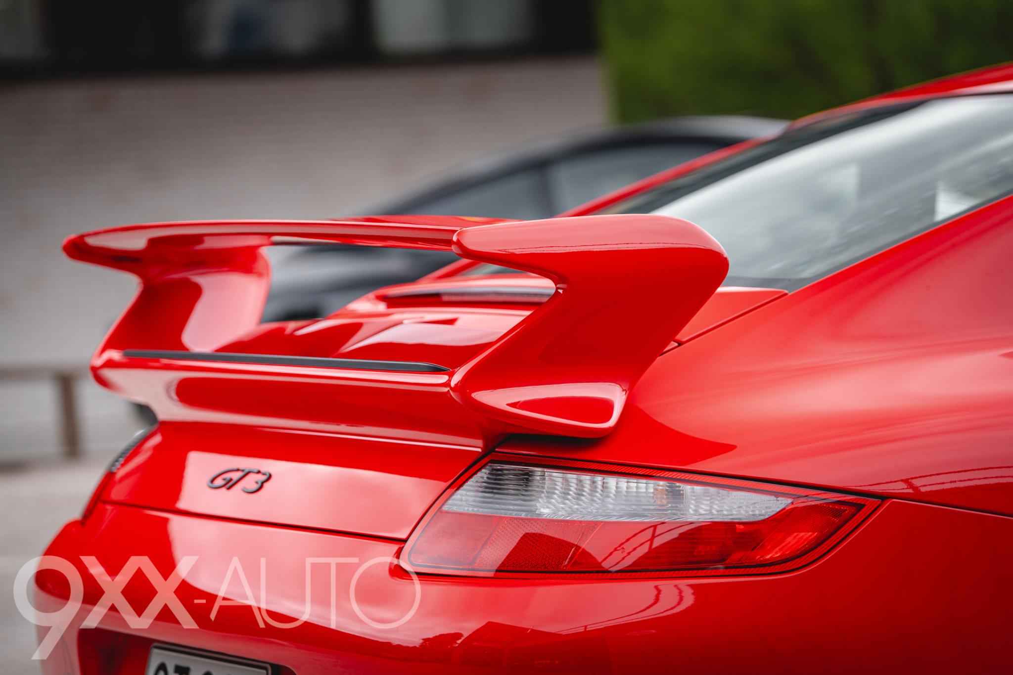 Punainen Porsche 911 997 GT3 Clubsport